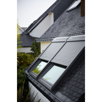 VELUX SSL Roleta zasilana energią słoneczną