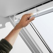 Střešní okno VELUX GGU 0066 - Prémiové Střešní Okno pro Moderní Domov | Výhodná Cena