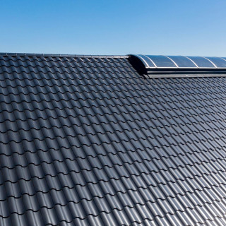 Střešní krytina CENTRO na míru Alu Gloss