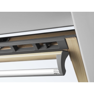 Velux Solar GGL 306630 Dálkově Ovládané Střešní Okno – Komfort a Energetická Úspora