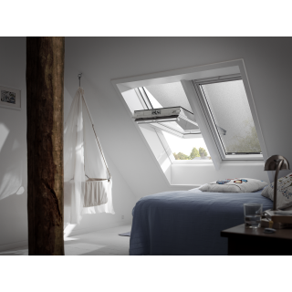 Energiahatékony, távirányítható tetőablak Velux Solar GGU 006630 - Prémium minőség