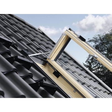Wyłaz dachowy VELUX GXL FK06 3070