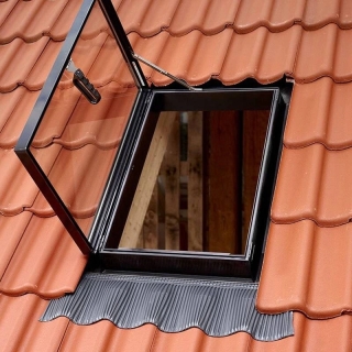Wyłaz dachowy VELUX GVK 0000Z