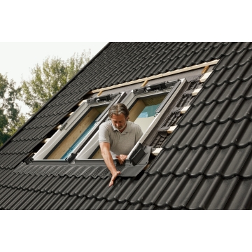 Izolowany kołnierz uszczelniający Kombi VELUX EKW 2021M