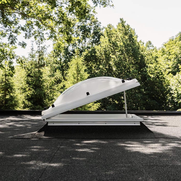 Świetlik podstawowy sterowany zdalnie Velux CVJ 2220 50 cm