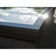 Velux ISU 1093 zaoblené zasklenie pre strešné okná novej generácie