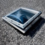 Velux CVP 0673QV elektrycznie sterowany świetlik