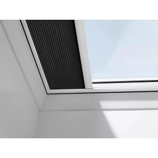 Velux FSK dálkově ovládaná plisovaná roleta se solárním pohonem